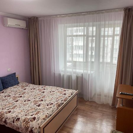 Апартаменты На Гоголя,460 Cerkasî Exterior foto
