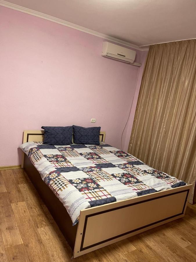 Апартаменты На Гоголя,460 Cerkasî Exterior foto